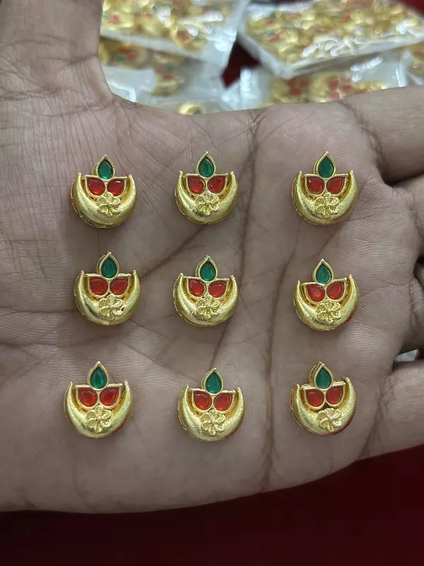 Chandra Petal