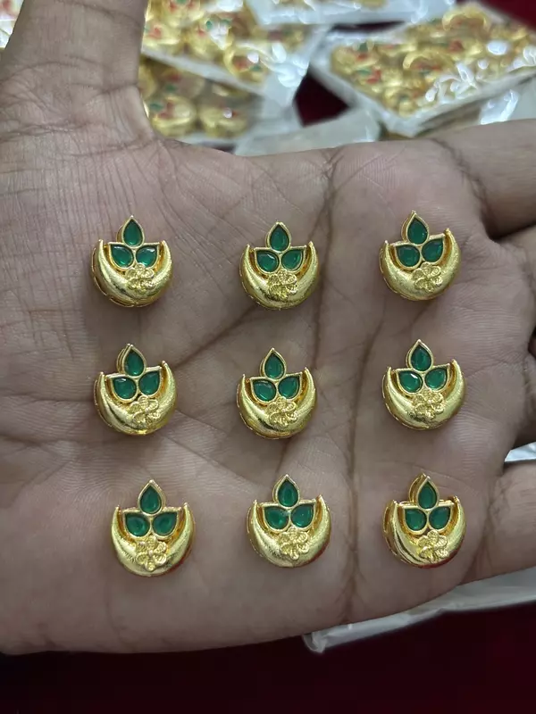 Chandra Petal