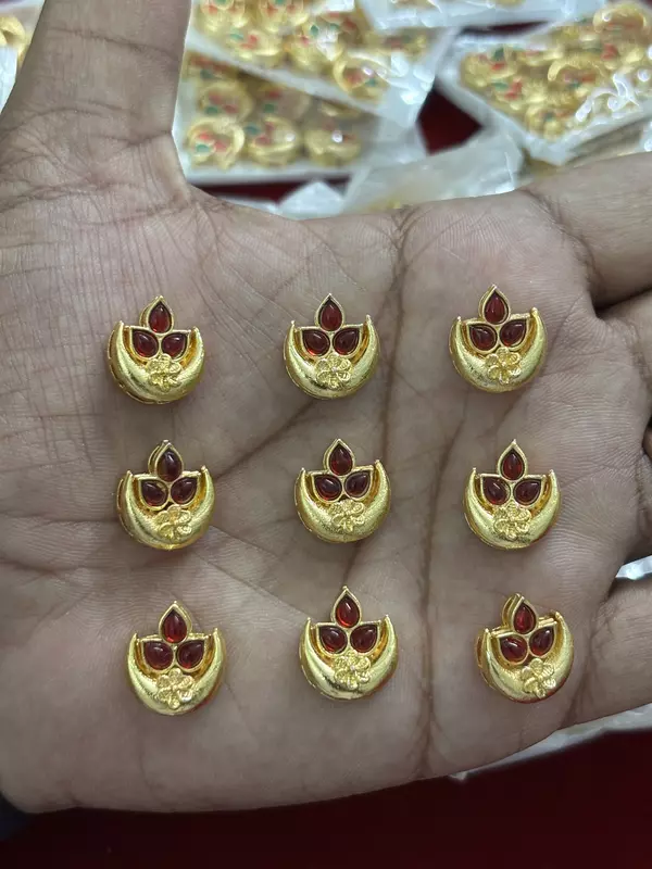 Chandra Petal