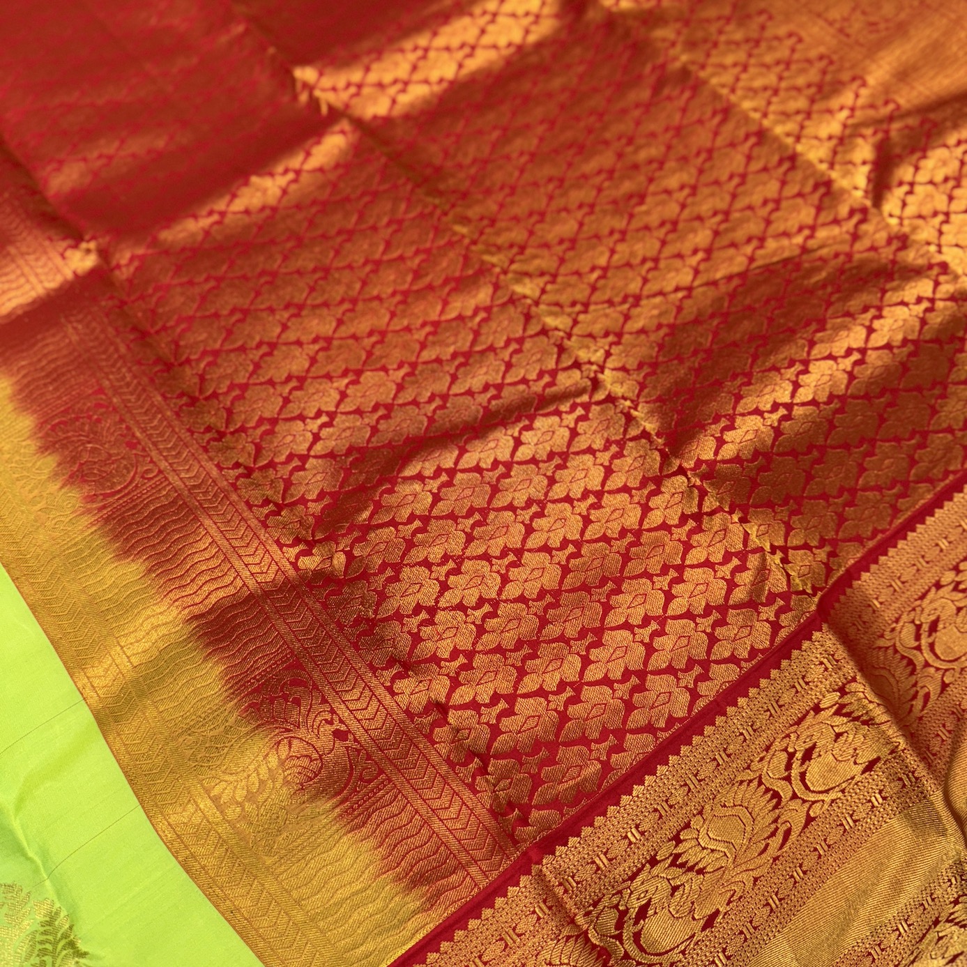 Parrot Green Kanchipuram Silk Saree