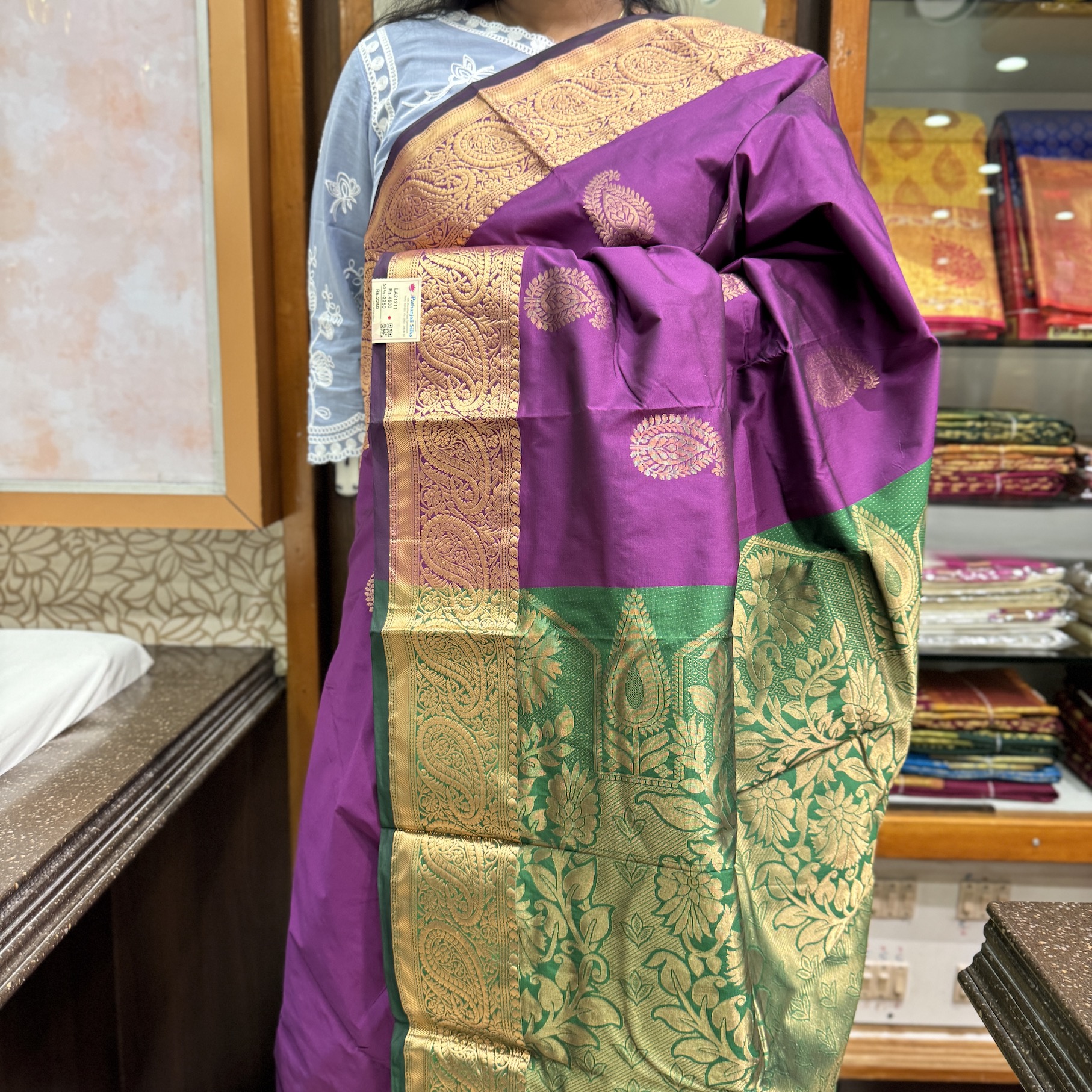 Grape Violet Kanchipuram Silk Saree
