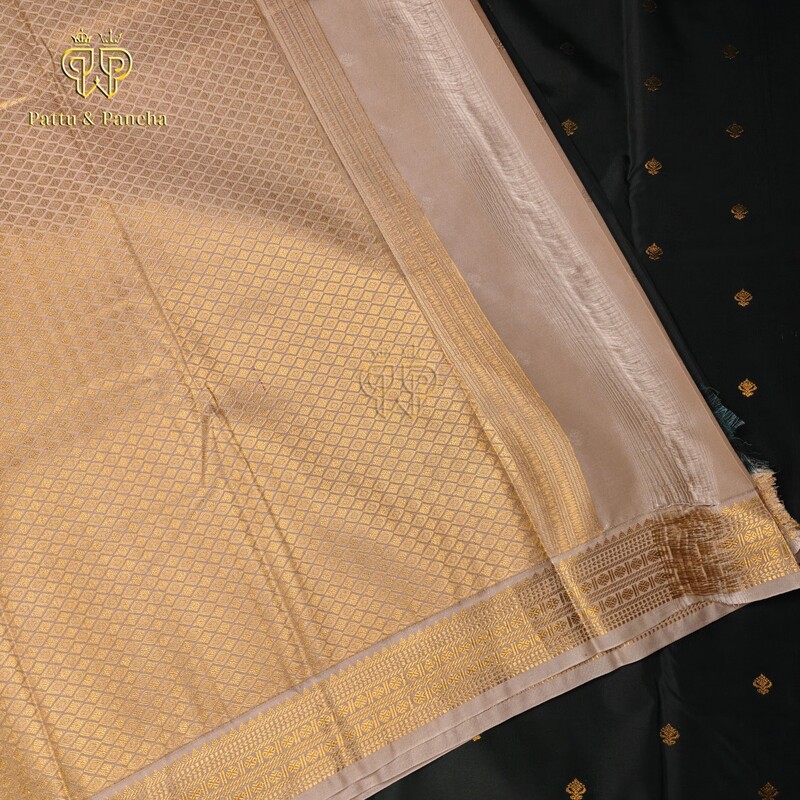 Dark Green Grey small Border - Semi