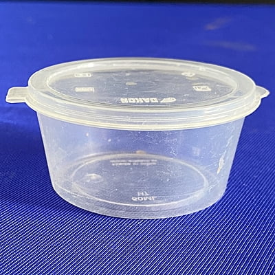 Disposable plastic cups with lids pack of 10