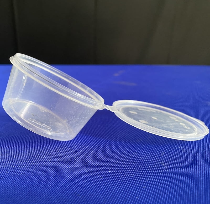 Disposable plastic cups with lids pack of 10