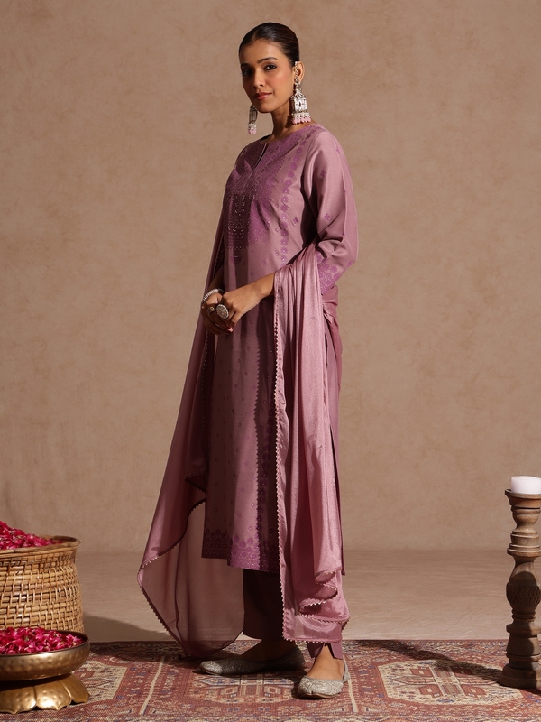 Women's Purple Silk Blend Embellished Zari Printed Straight Kurta Set