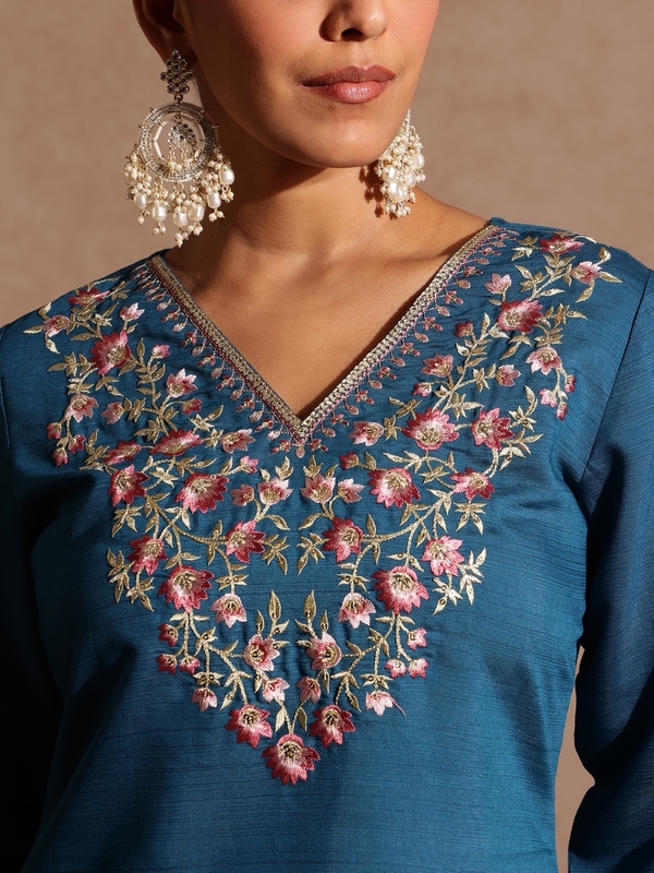 Women's Teal Blue Silk Blend Yoke Embroidered Straight Kurta Set