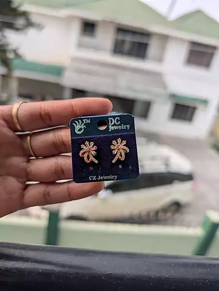 Flower Ad Earring (JAD147)
