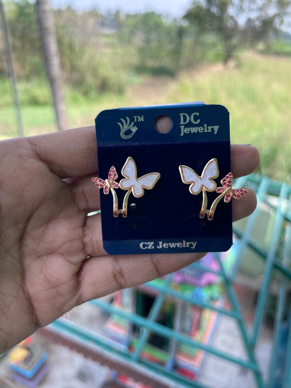 Butterfly Stud (JAD264)