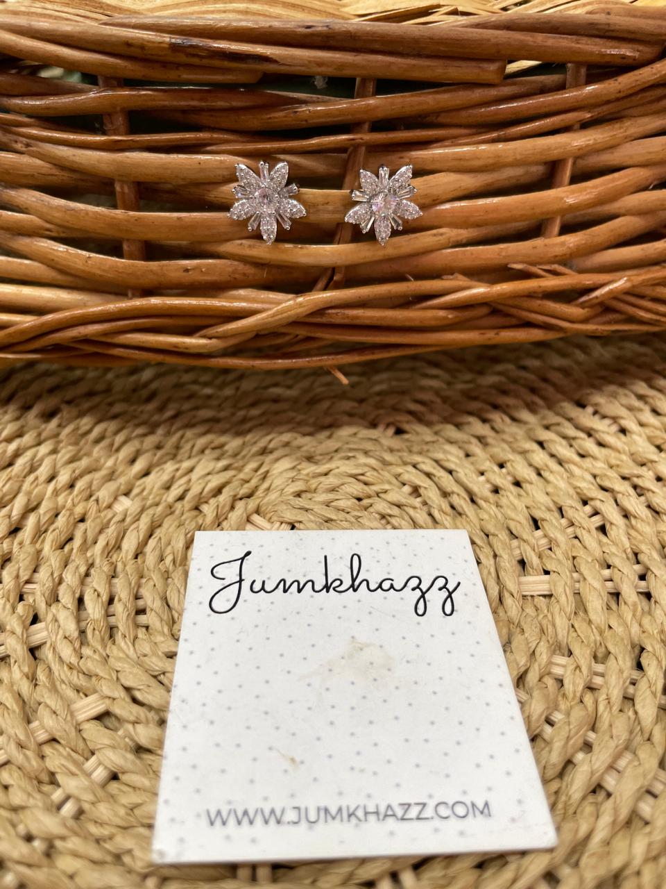 Flower Earring (JAD288)