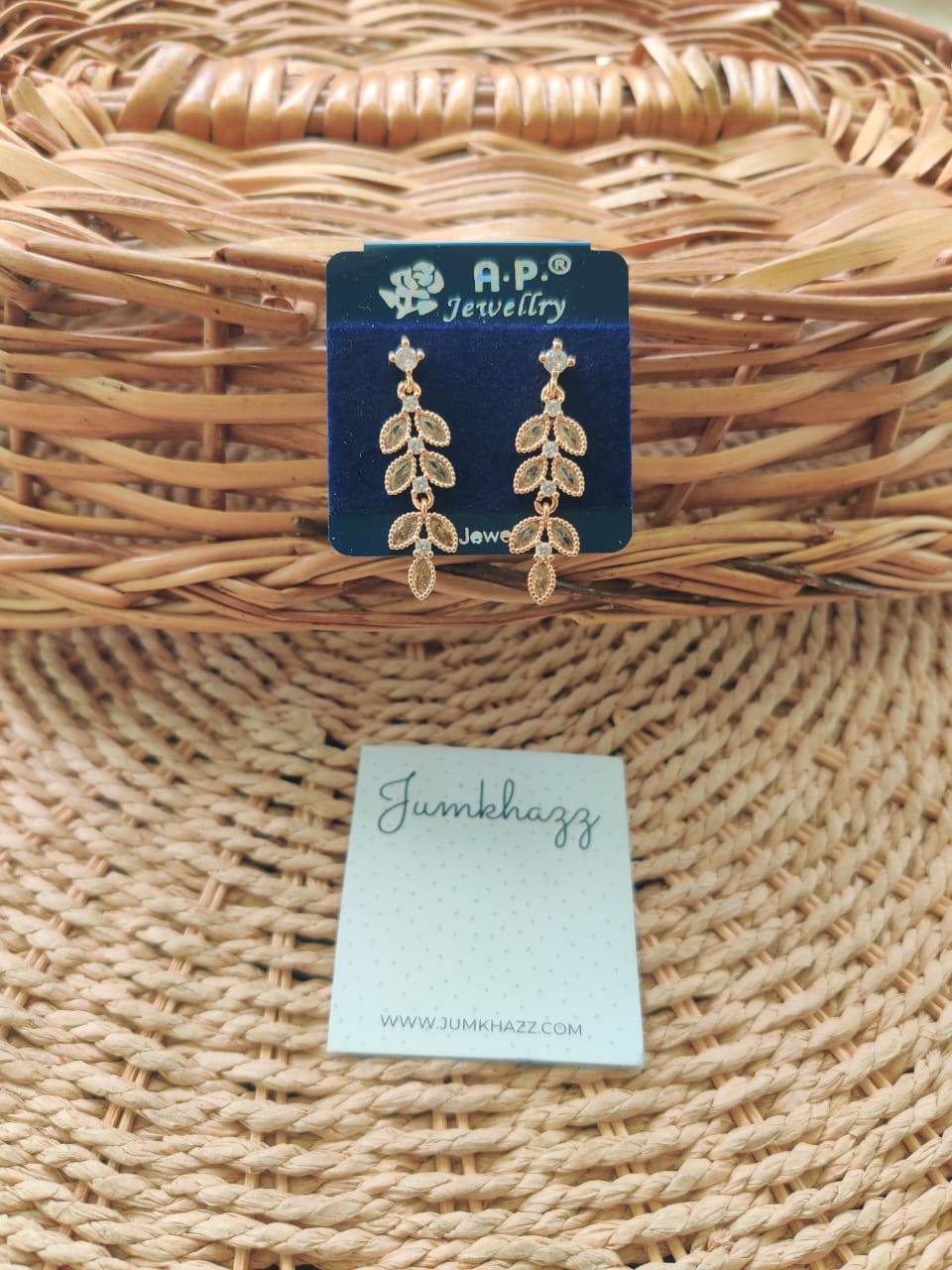 AD LEAF EARING JAD375