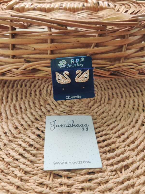 AD DUCK EARING JAD409