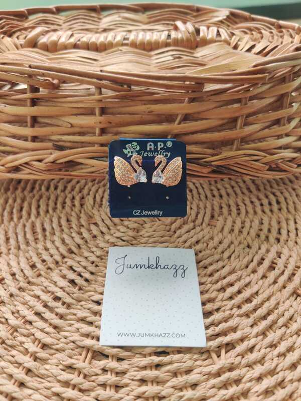 AD DUCK EARING JAD411