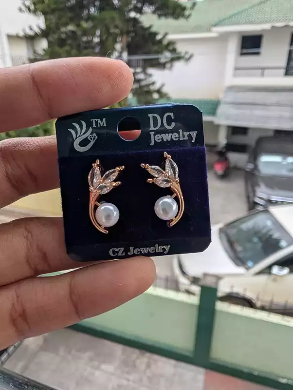 AD Earring (JAD54)