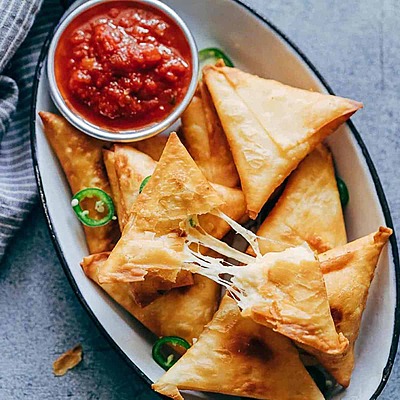Frozen Jalapino Cheese Samosa 40gm GT Horeca