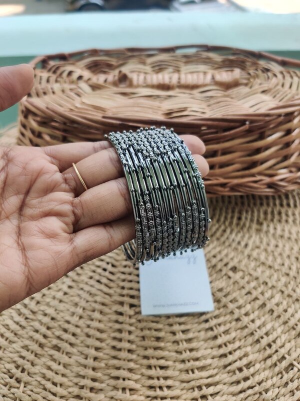 Bangles JBAN123