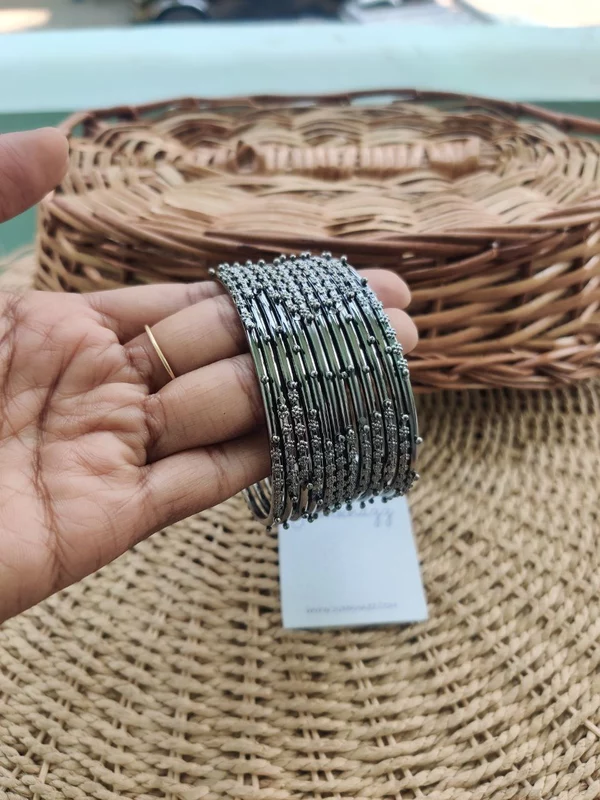Bangles JBAN123