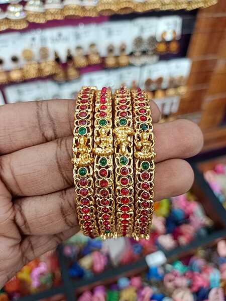 Lakshmi Bangle set of 4