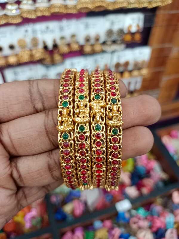 Lakshmi Bangle set of 4