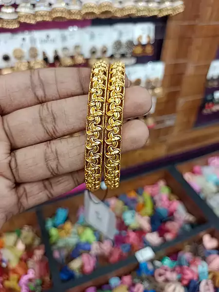 Flower Golden Bangle JBAN155