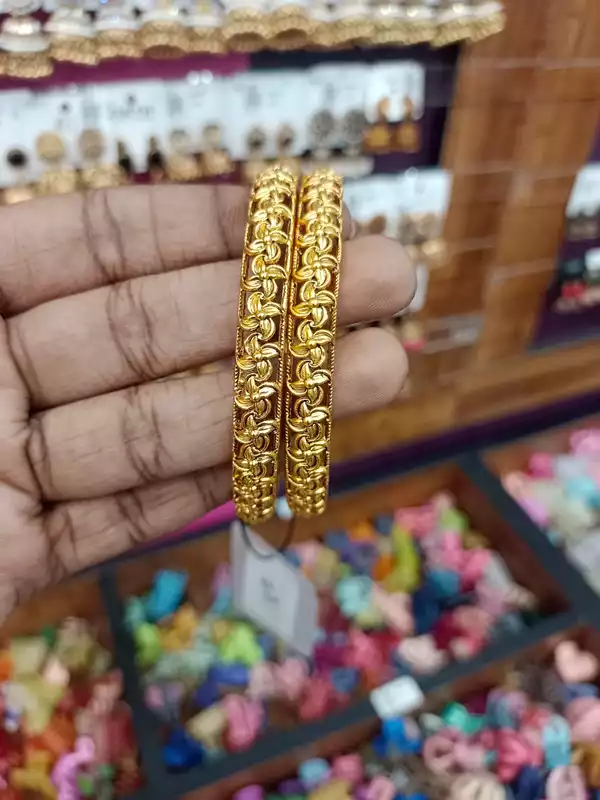 Flower Golden Bangle JBAN155