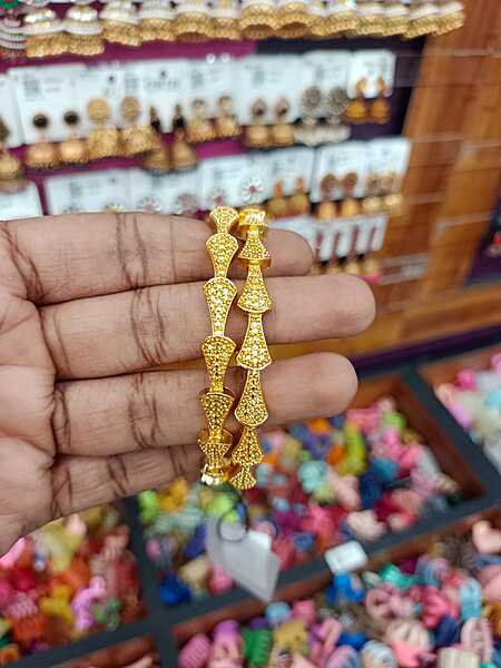 GoldenBangle JBAN156