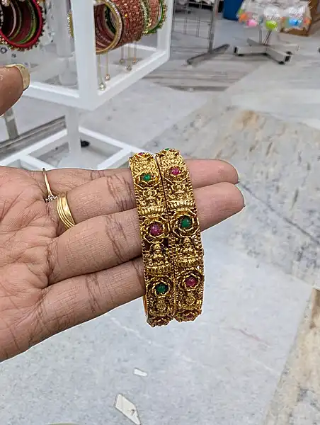 Bangle (JBAN16)