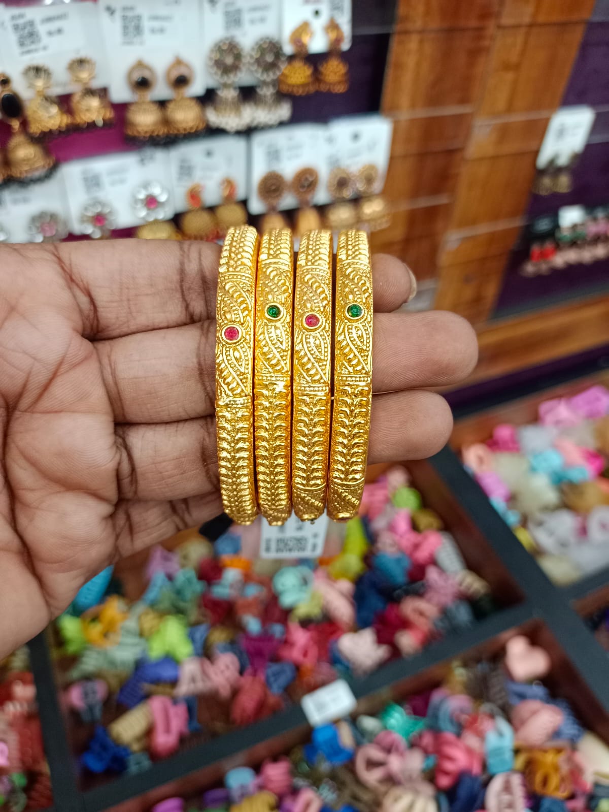Golden Bangle JBAN163 set of 4