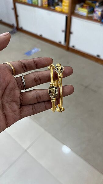 Lakshmi Bangle JBAN53