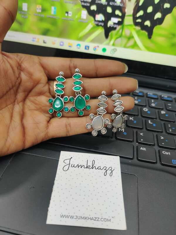 Colorfull Stud JBF331