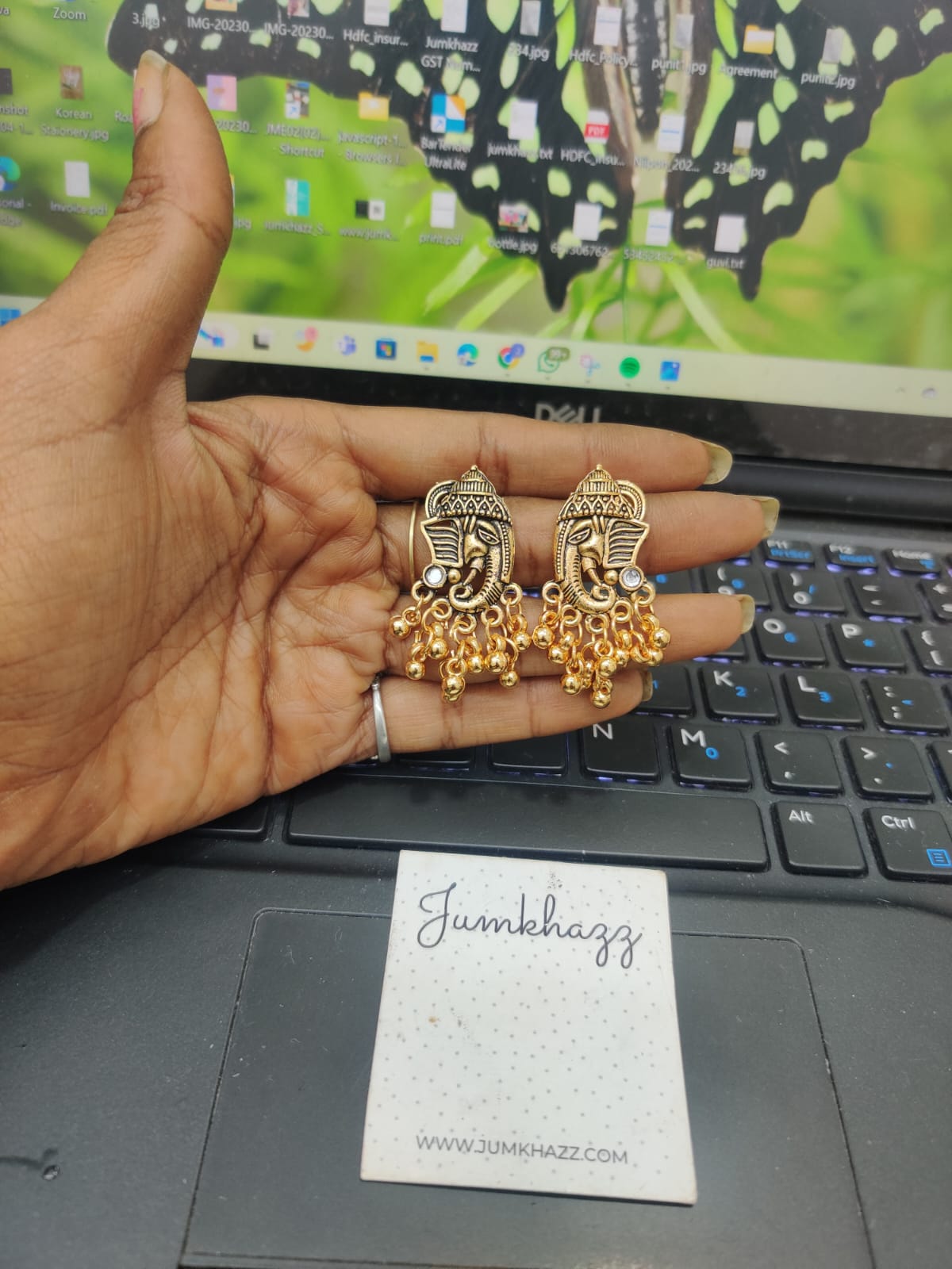 Ganesh stud JBF518
