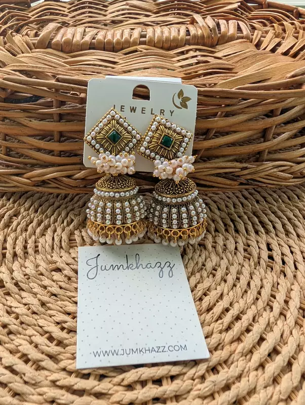 Pearl Jumkha (JBJ182)