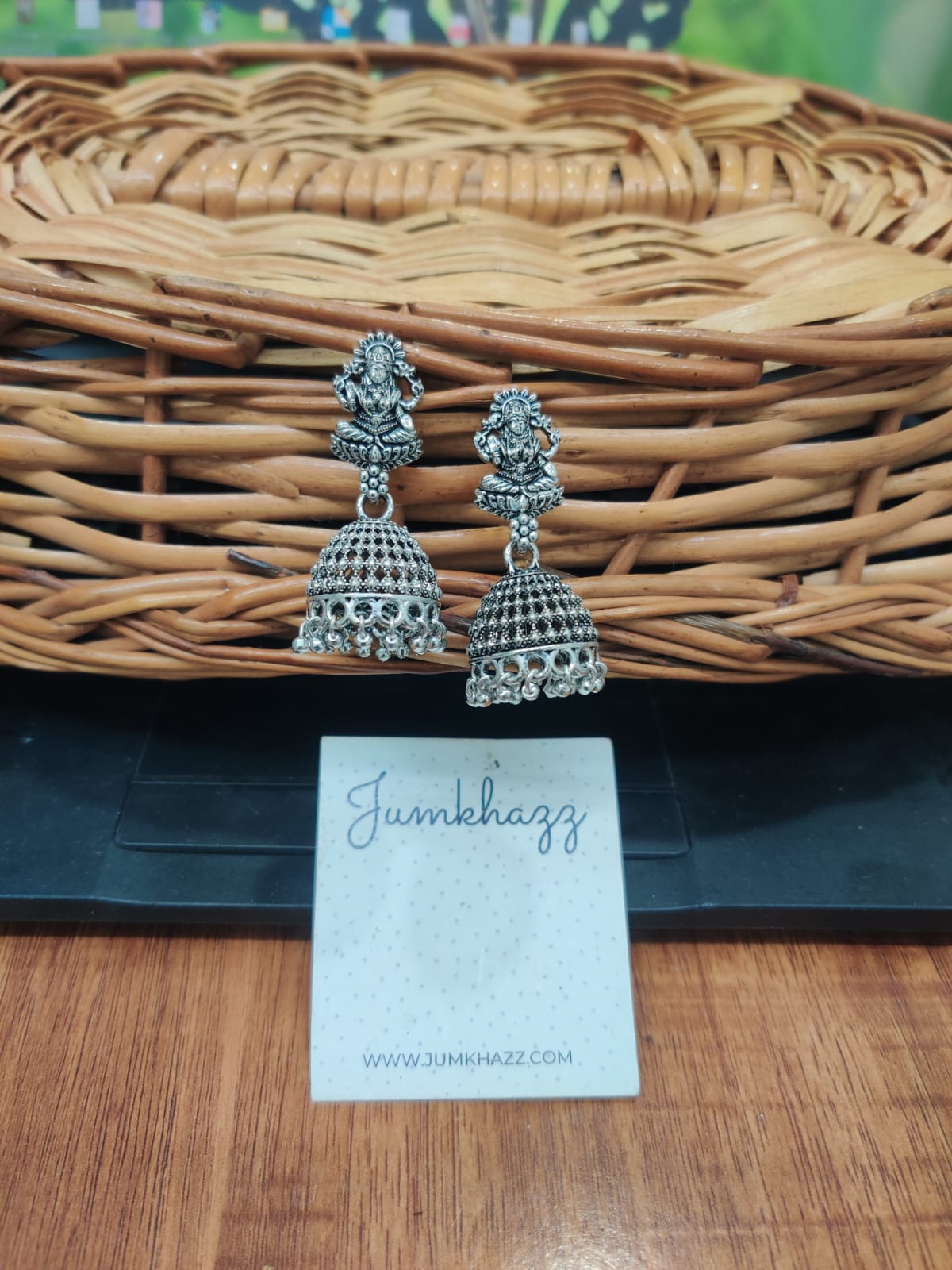 Lakshmi Jumkha JBJ548