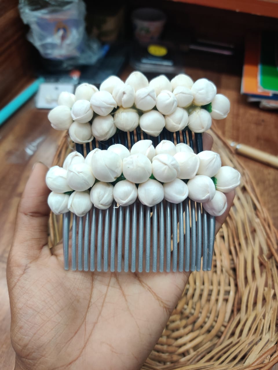 Jasmine comb clip JCL213