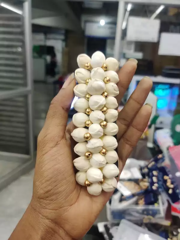 Center Clip JCL218