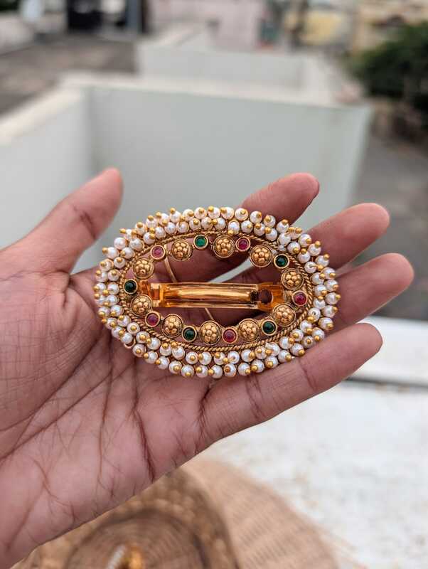 Clutches (JCL240)