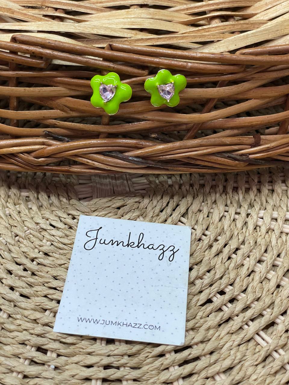 Flower stud JFE626