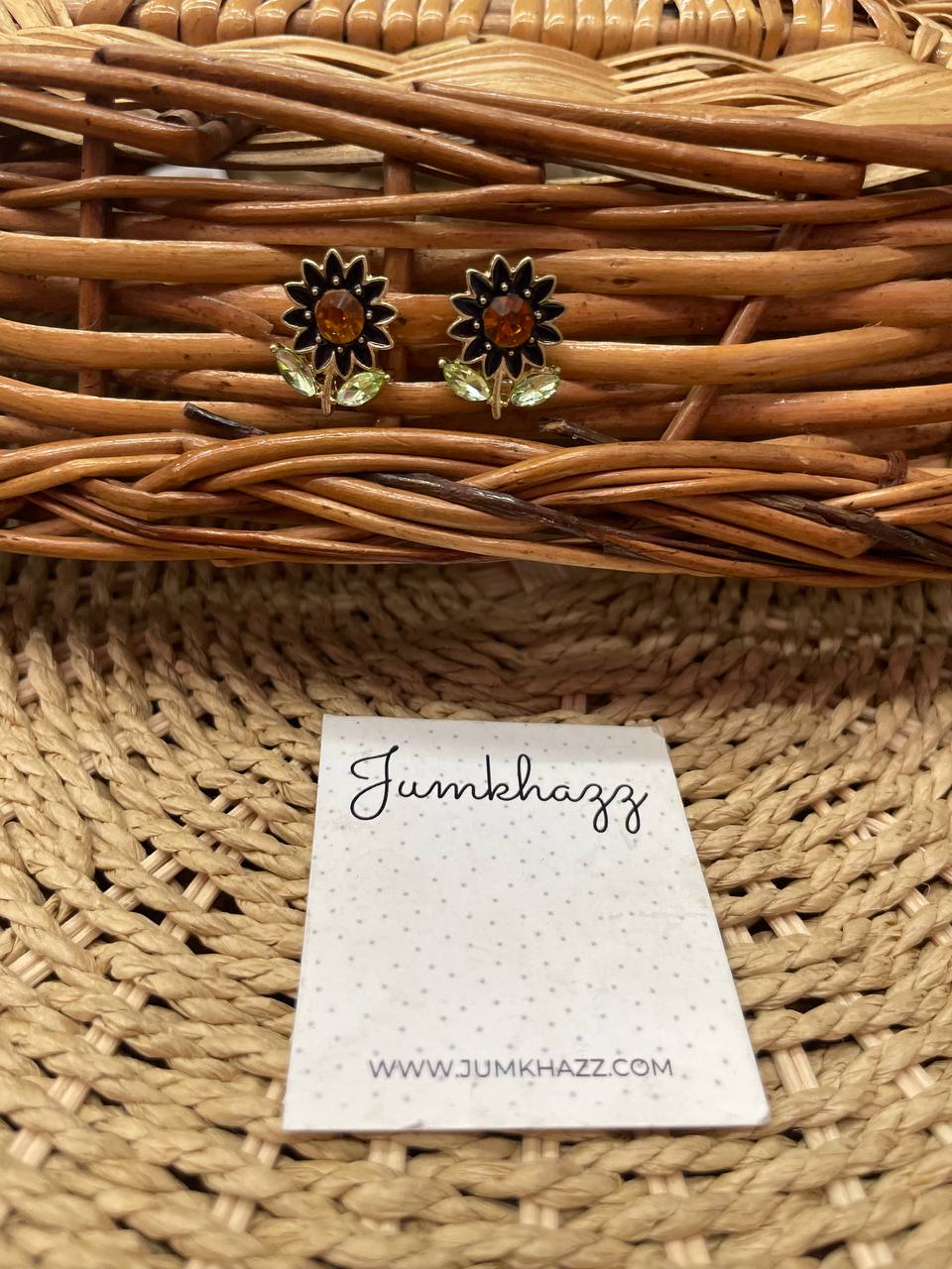 Sunflower stud JFE662