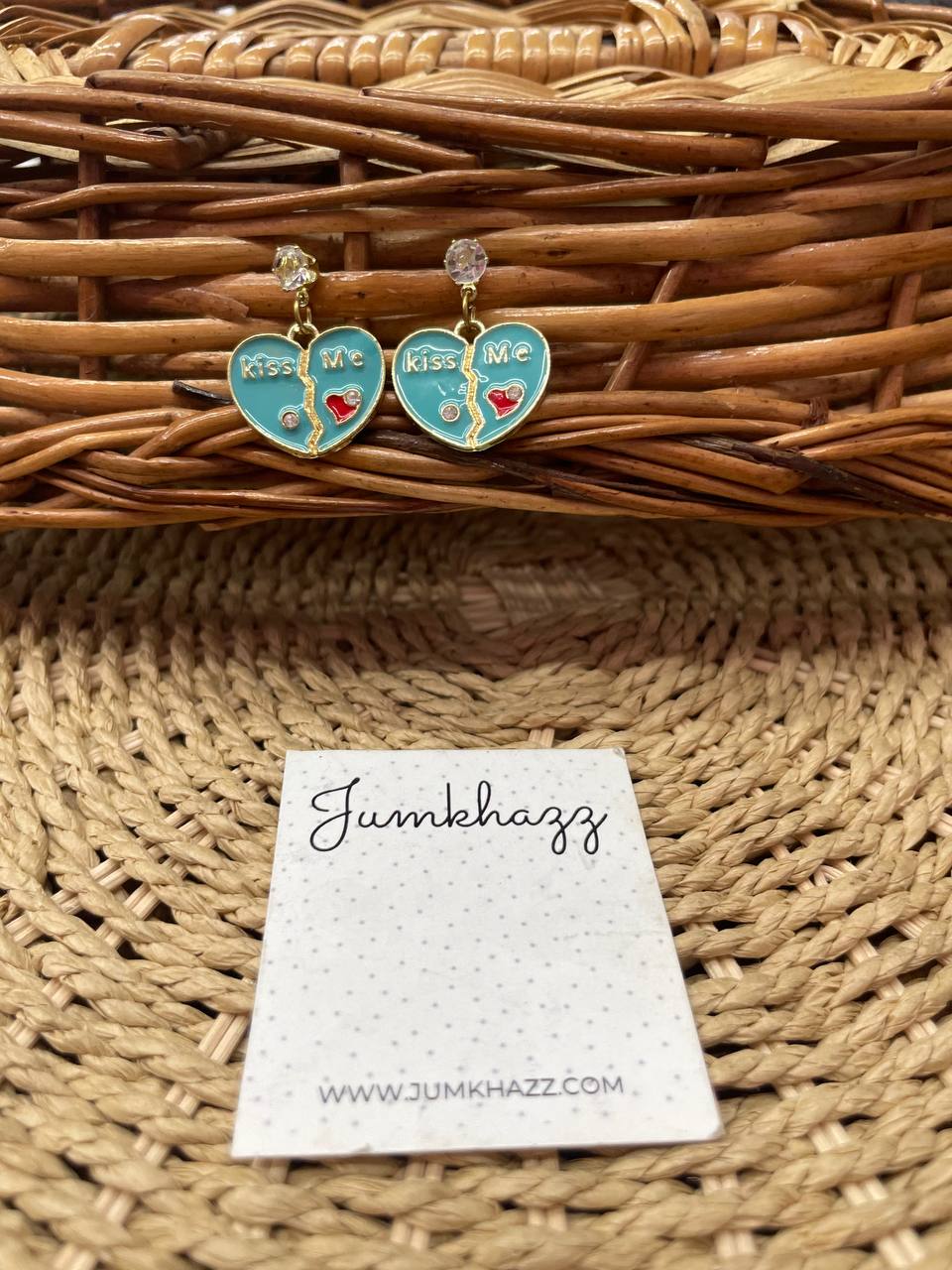 Heart broken stud JFE669