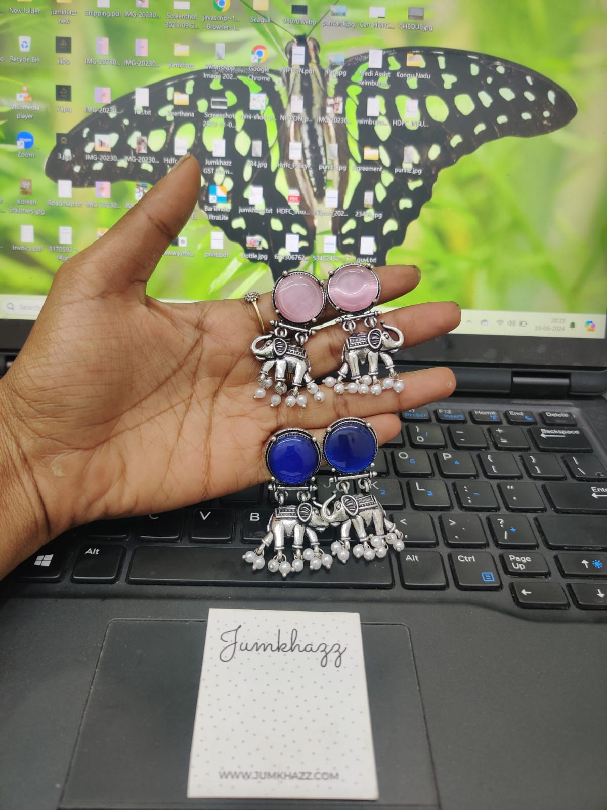 Elephant stud JGS197