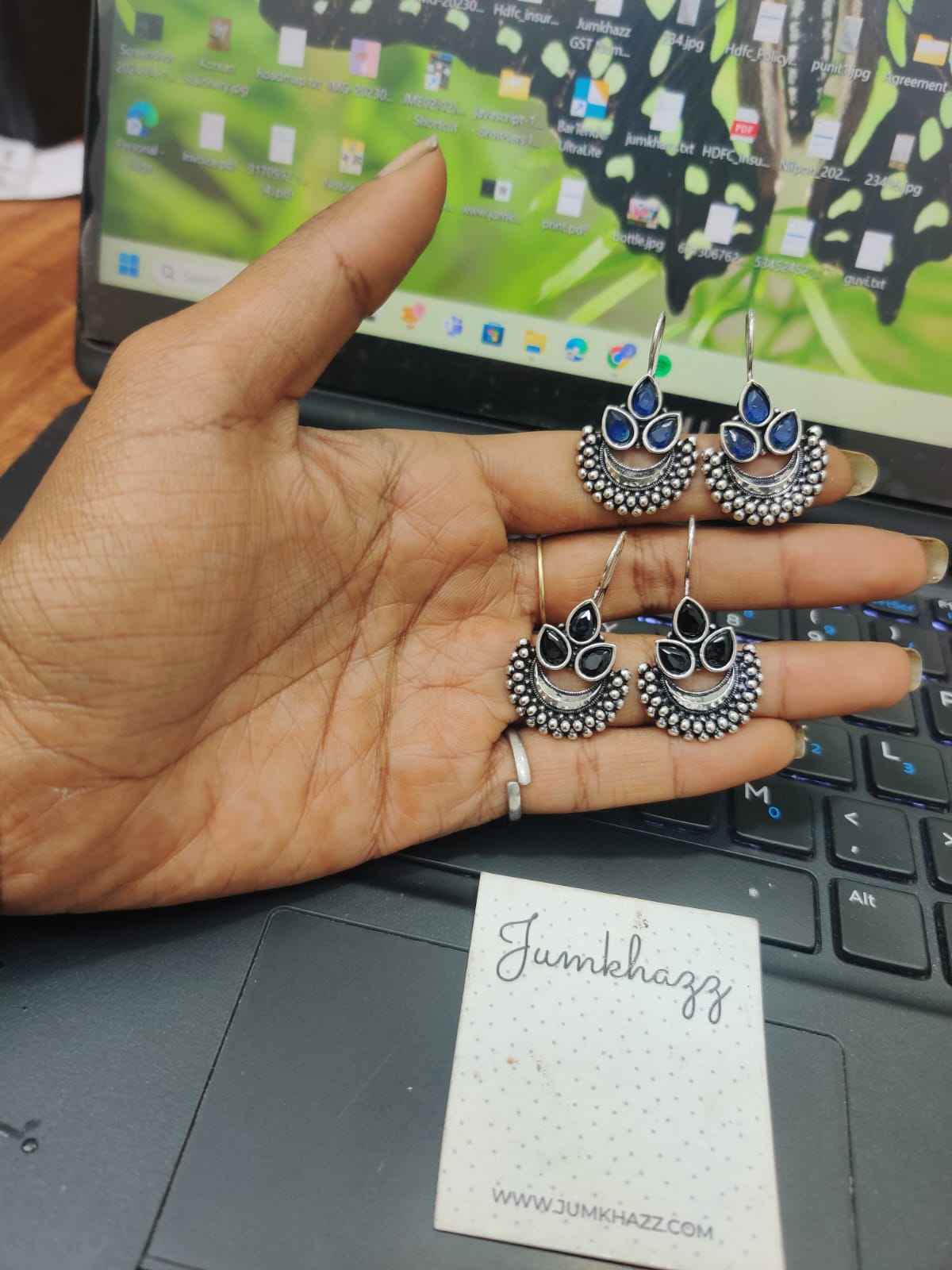 oxidised stud JGS235