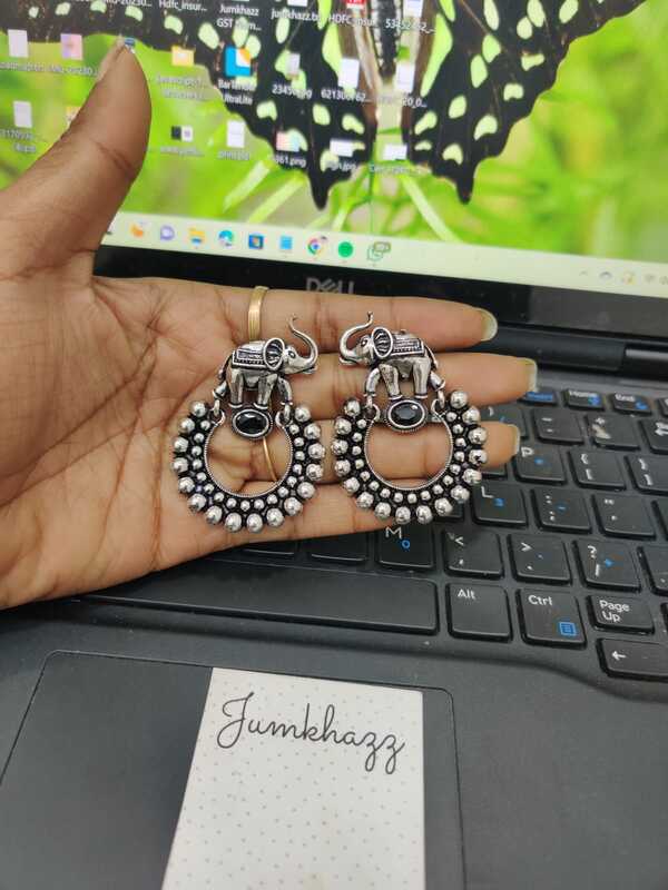 Elephant Stud JGS334