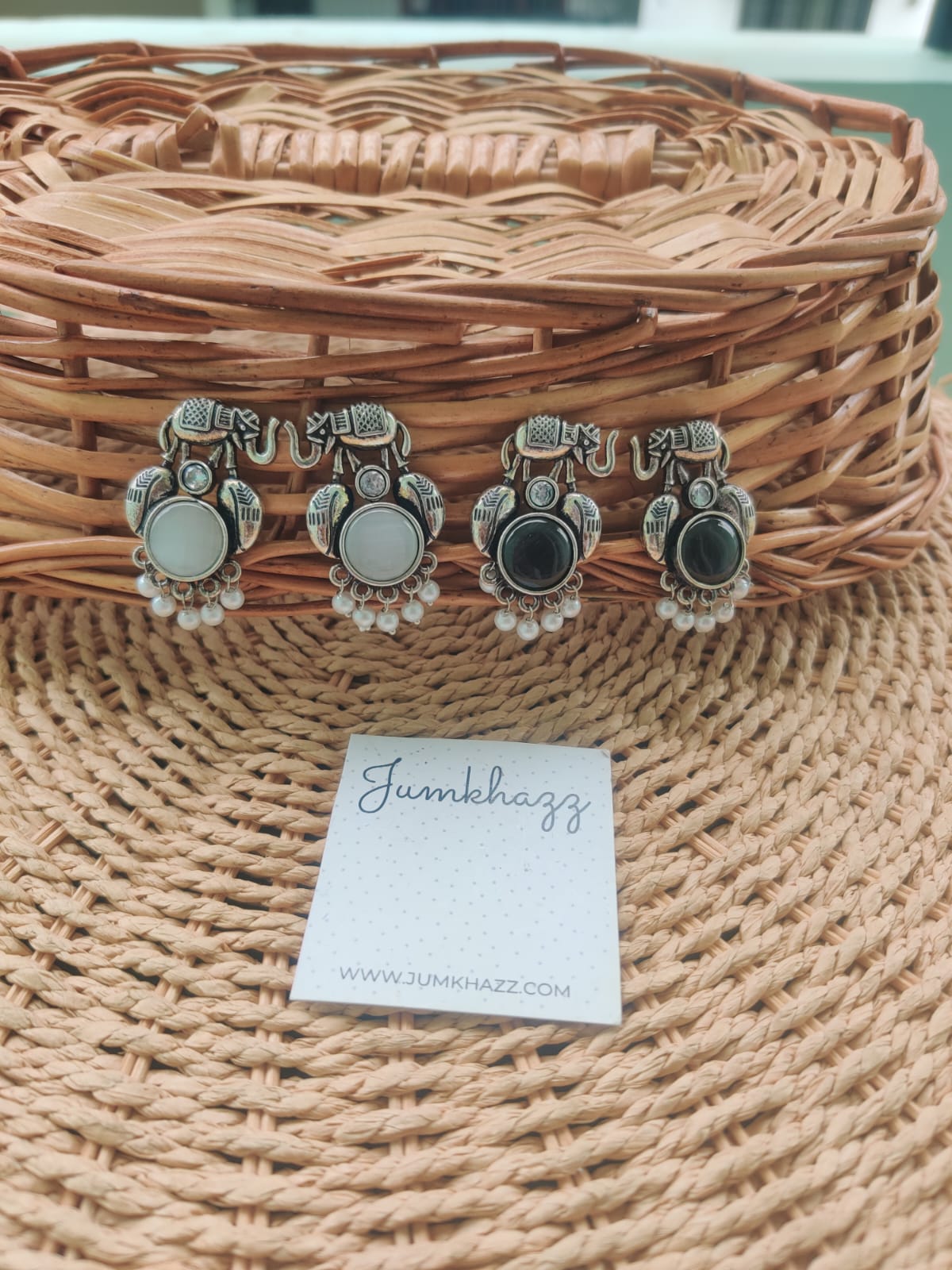 Elephant stud JGS353