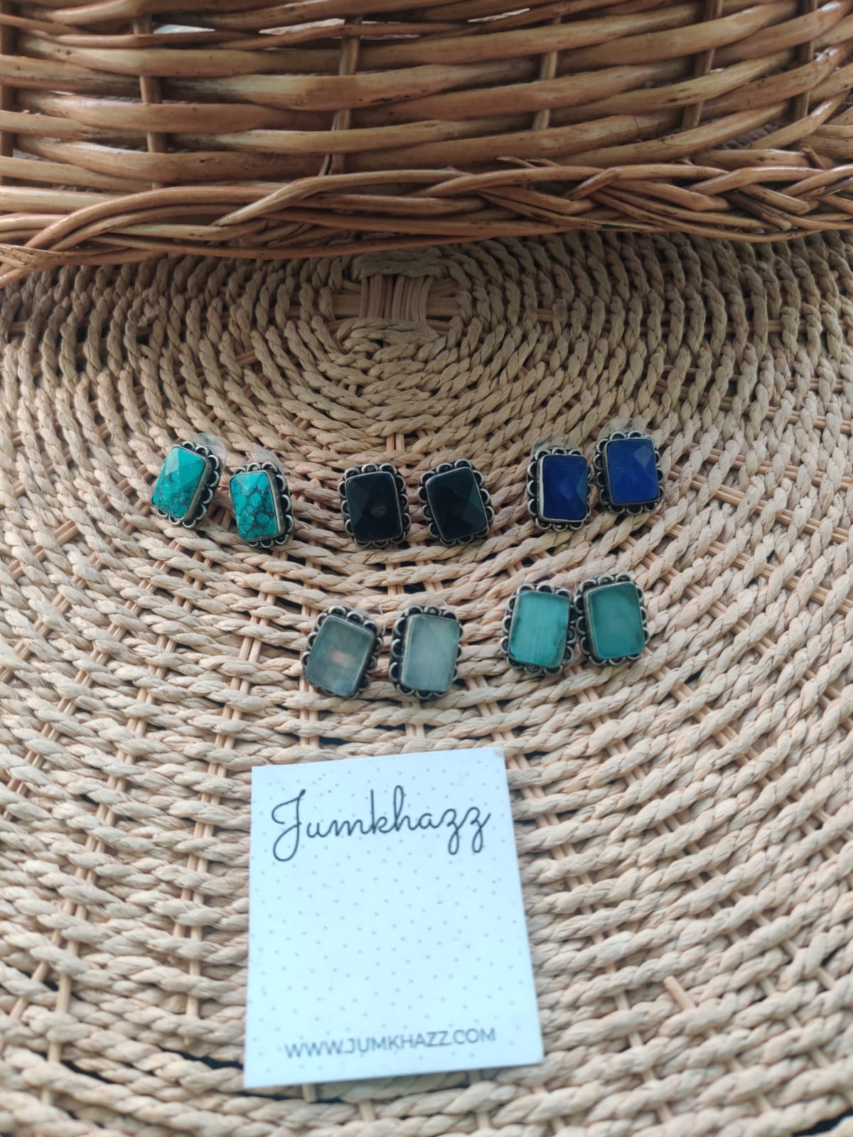 Square Stud (JGS358)