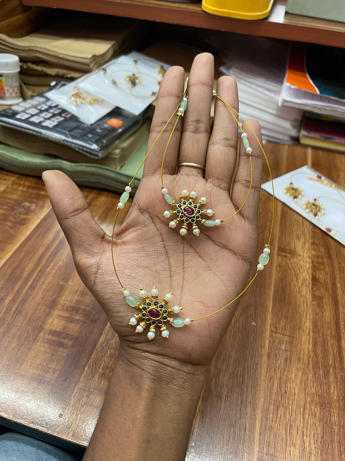 Invisible Chain (JIC30)