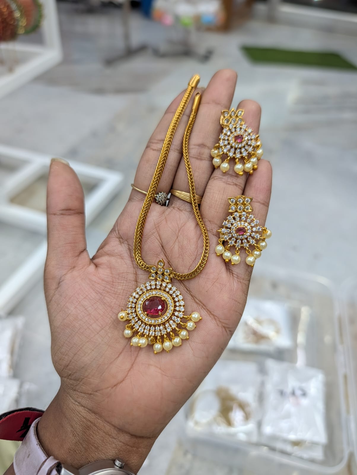 Neckpiece (JNC02)