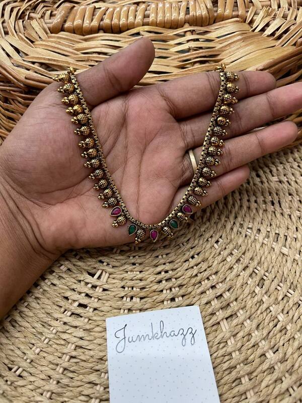 Elegant neckpiece JNC116