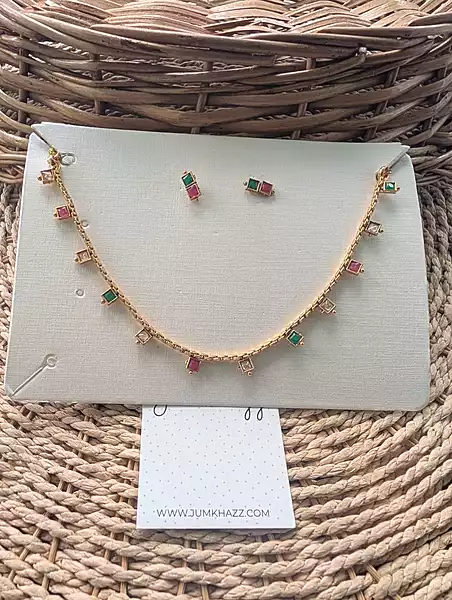 Multi Stone Neckpiece (JNC129)