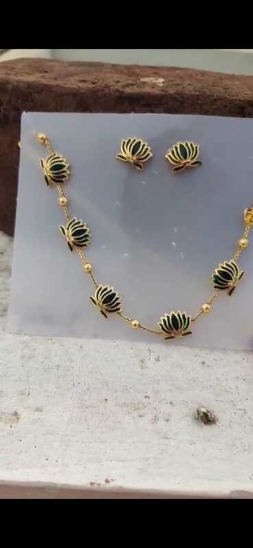 Lotus Choker (JNC225)