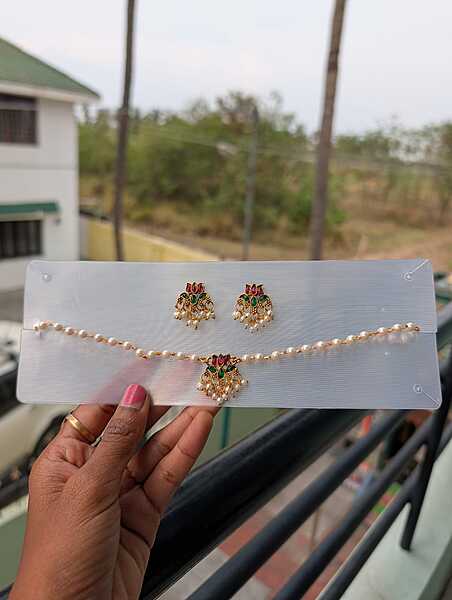 Lotus with Pearl Neckpiece (JNC24)