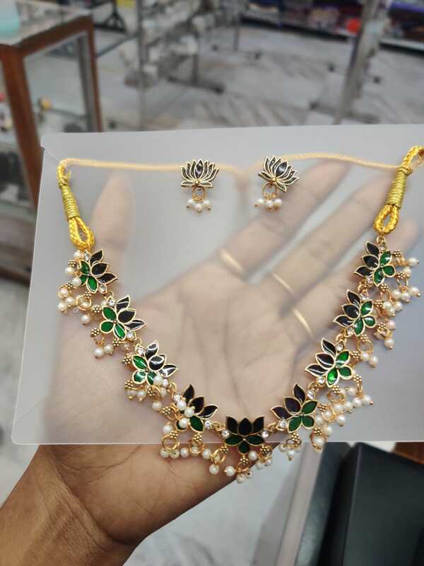 Lotus Pearl Necklace JNC252